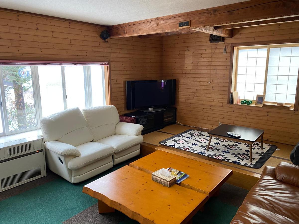 Guest House Wind Inn Hakuba Dış mekan fotoğraf